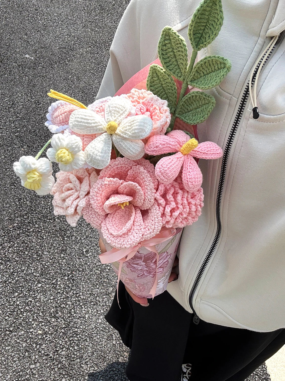 🌸 Crochet Flower Bouquets: The Handmade Gift That Lasts Forever