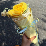 Handmade Meet-Up Bouquet | French Rose & Osteospermum Yarn Flower