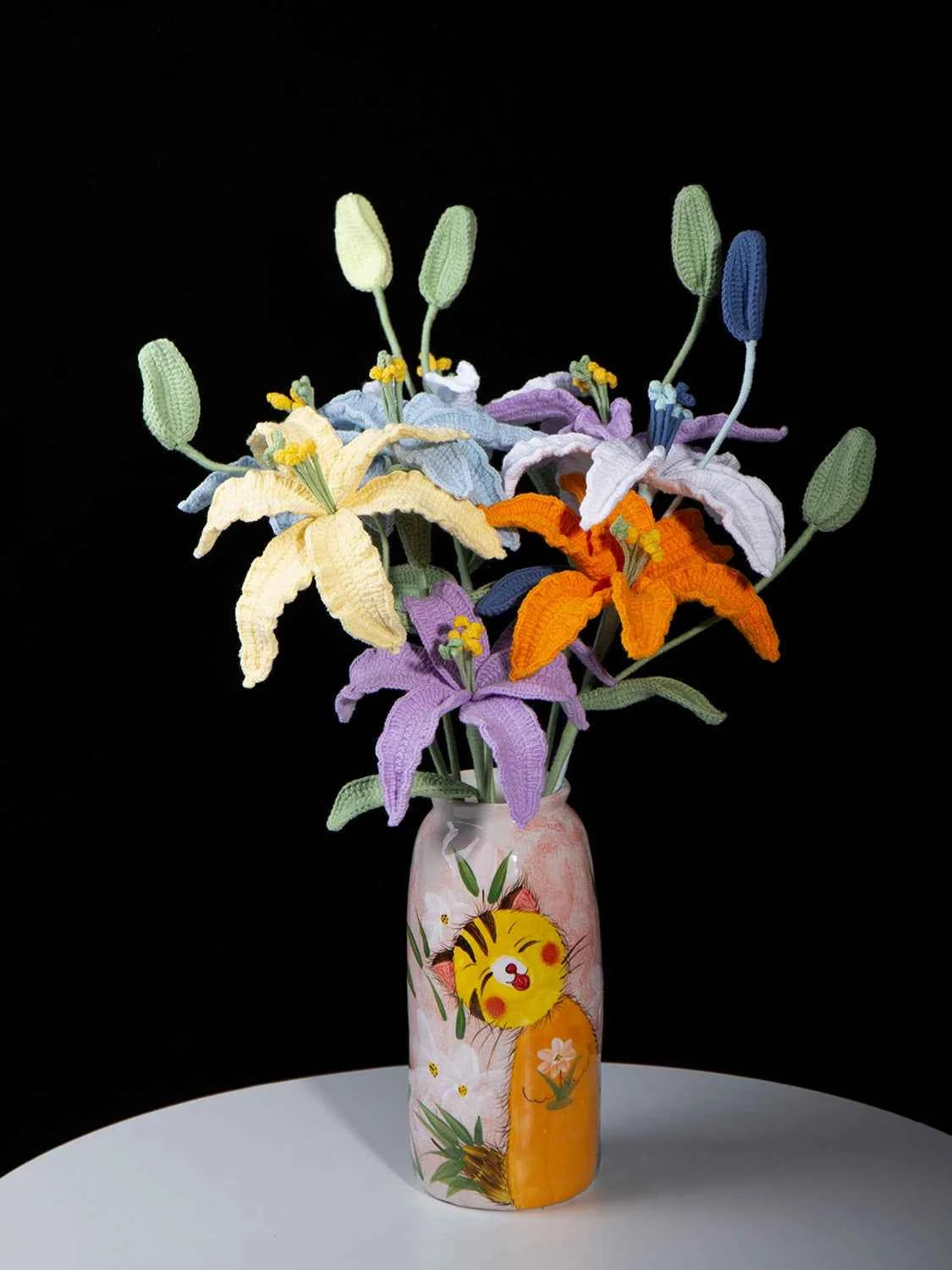 Crochet Lily (with bud) | Handmade Lilium Casa Blanca