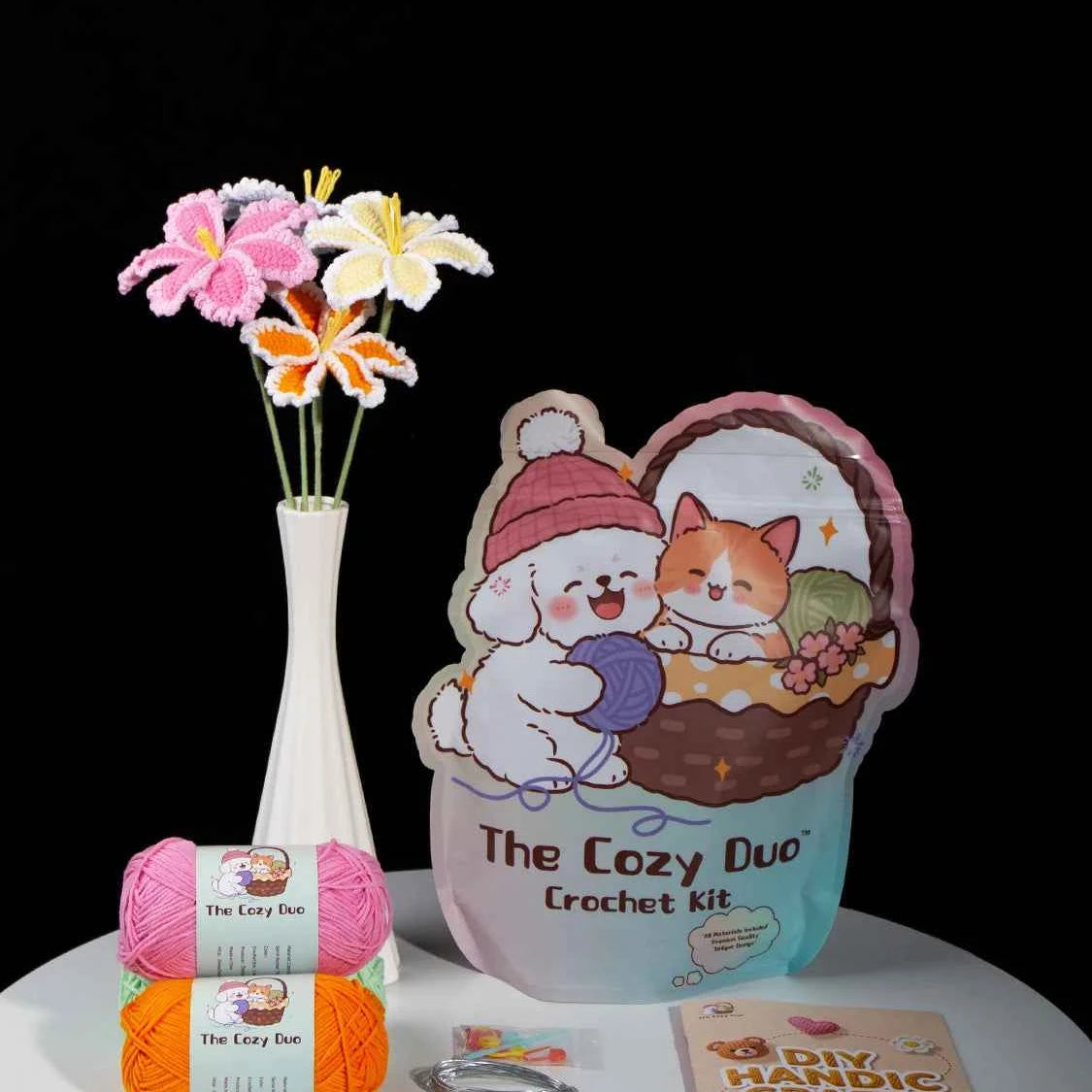 Crochet White Edge Tulip Kit – Single Flower DIY Set