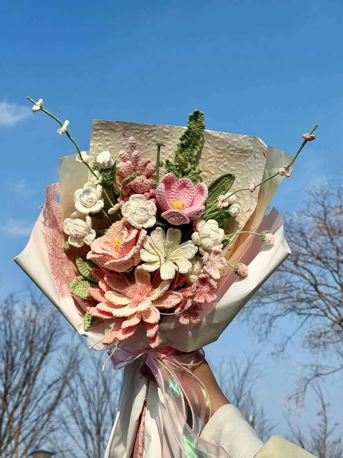 Epiphyllum Flower Crochet Bouquet (14 pieces)
