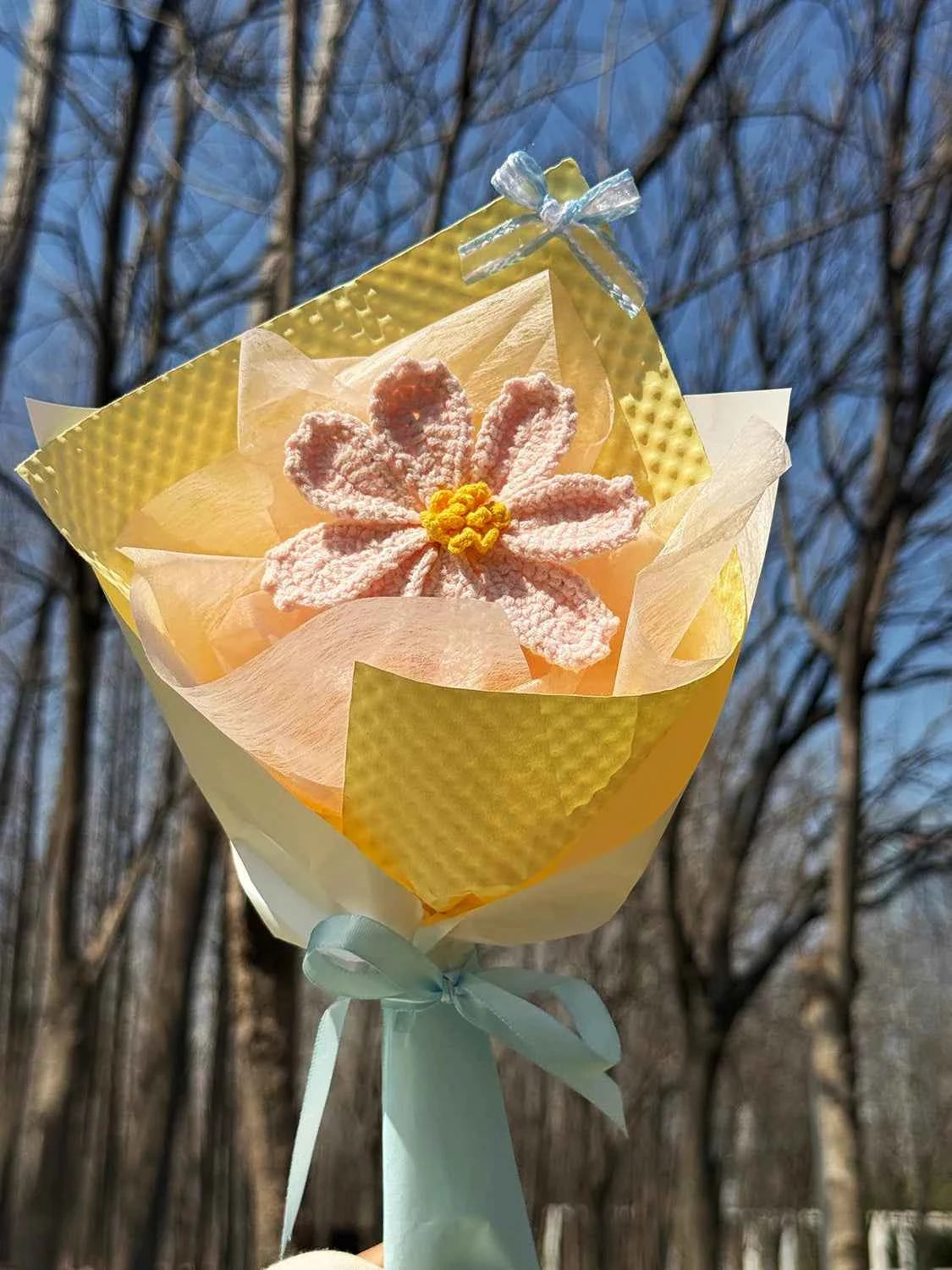 Handmade Crochet Gesang Flower Bouquet, Mini Knitted Flower Gift, Everlasting Floral Decor, Desk Decor, Wedding Favor, Gift for Her