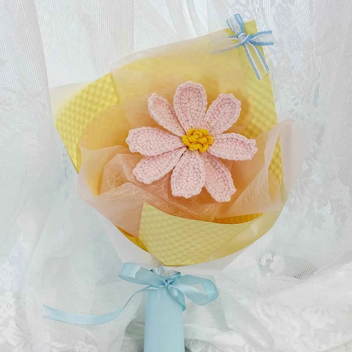 Handmade Crochet Gesang Flower Bouquet, Mini Knitted Flower Gift, Everlasting Floral Decor, Desk Decor, Wedding Favor, Gift for Her