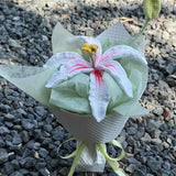 Handmade Crochet Lily Bouquet – Single Stem Yarn Lily Flower Gift