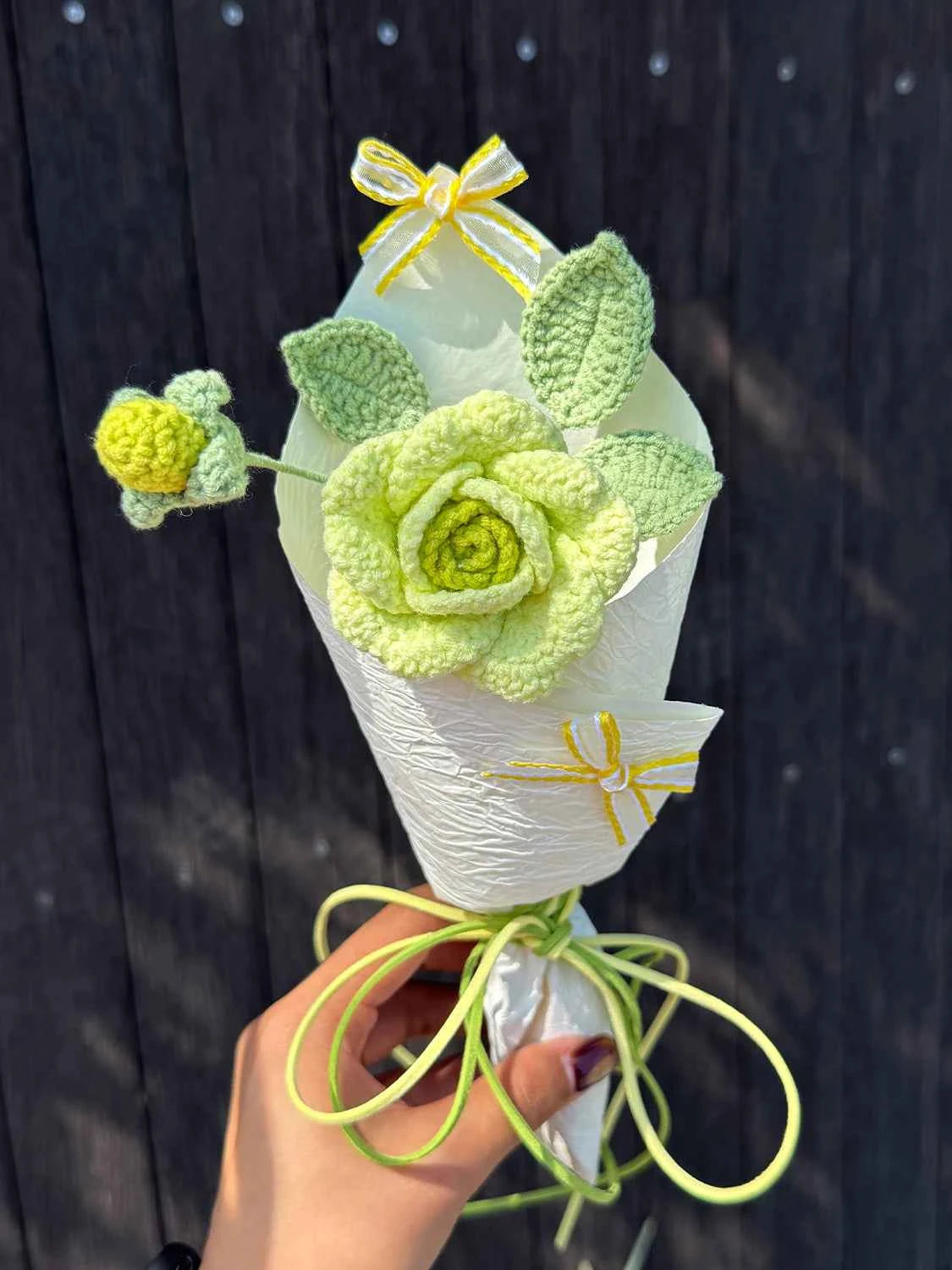 Handmade Crochet Rose Bouquet – Single Yarn Rose Flower