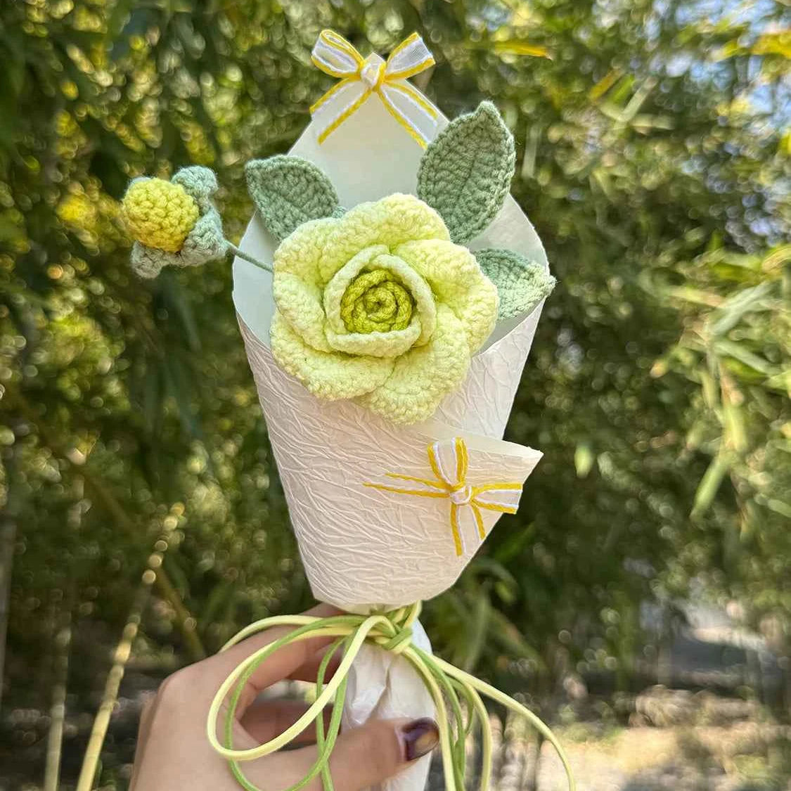 Handmade Crochet Rose Bouquet – Single Yarn Rose Flower