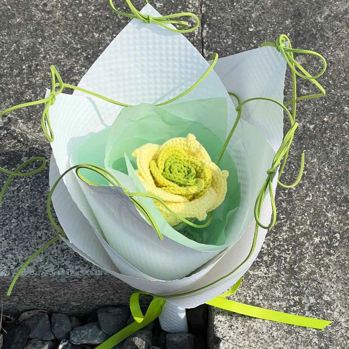 Handmade Crochet Small Thai Rose Bouquet