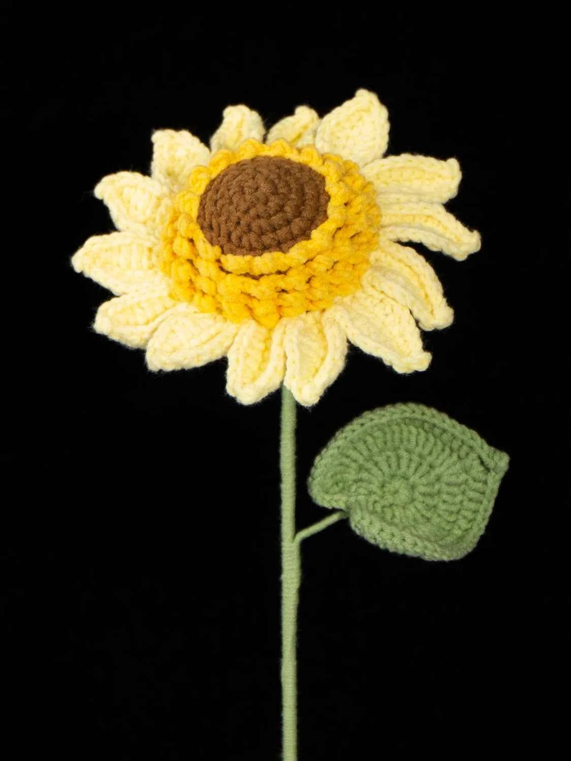 Handmade Single Layer Crochet Sunflower, Knitted Sunflower Stem, Forever Flower Gift for Home Decor, Graduation, Birthday