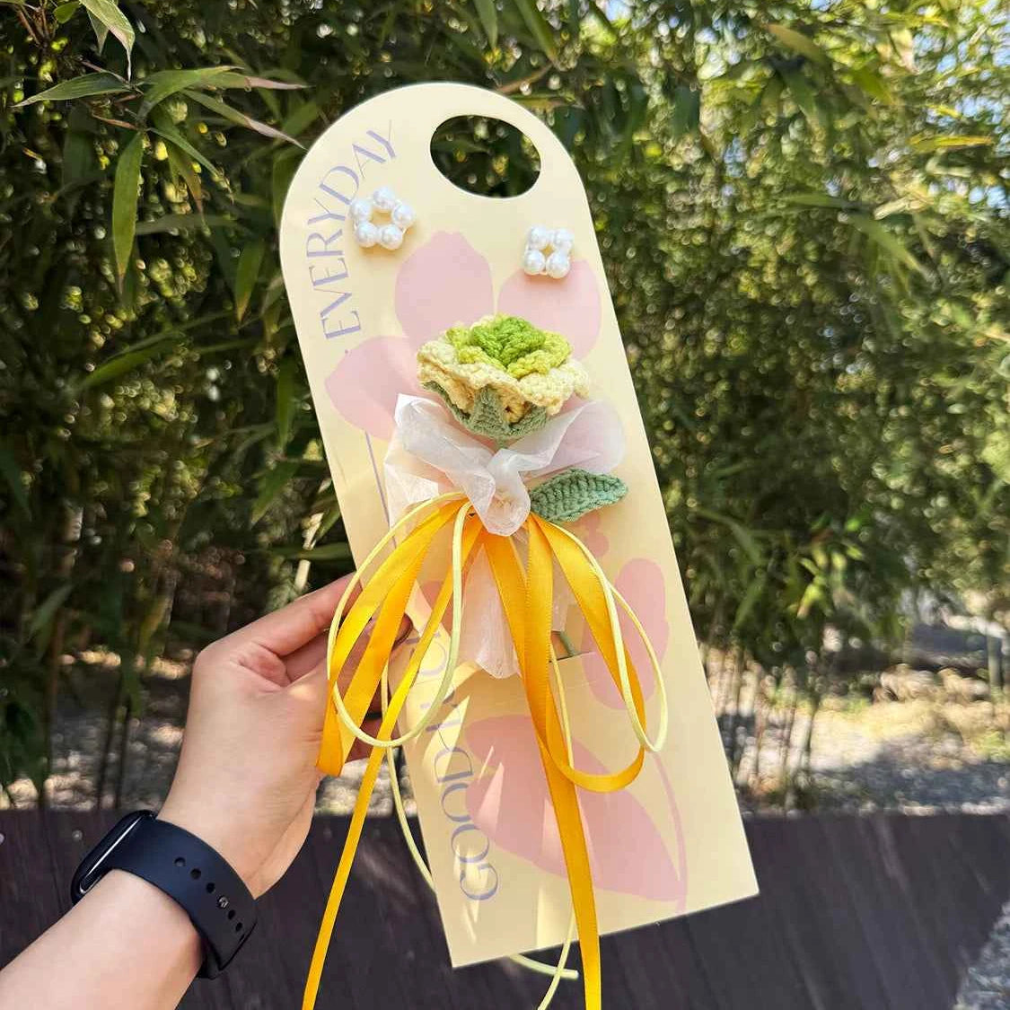 Handmade Crochet Thai Rose Bouquet Card Reusable Knitted Flower Gift