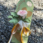 Luo Shen Crochet Rose Bouquet Card | Handcrafted Yarn Flower