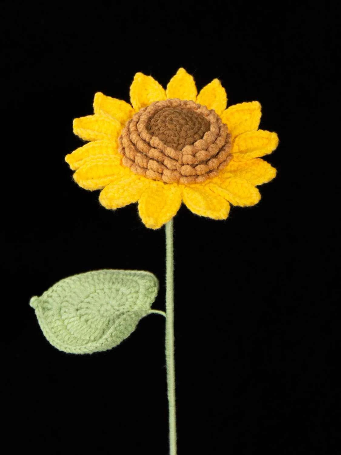 Handmade Single Layer Crochet Sunflower, Knitted Sunflower Stem, Forever Flower Gift for Home Decor, Graduation, Birthday