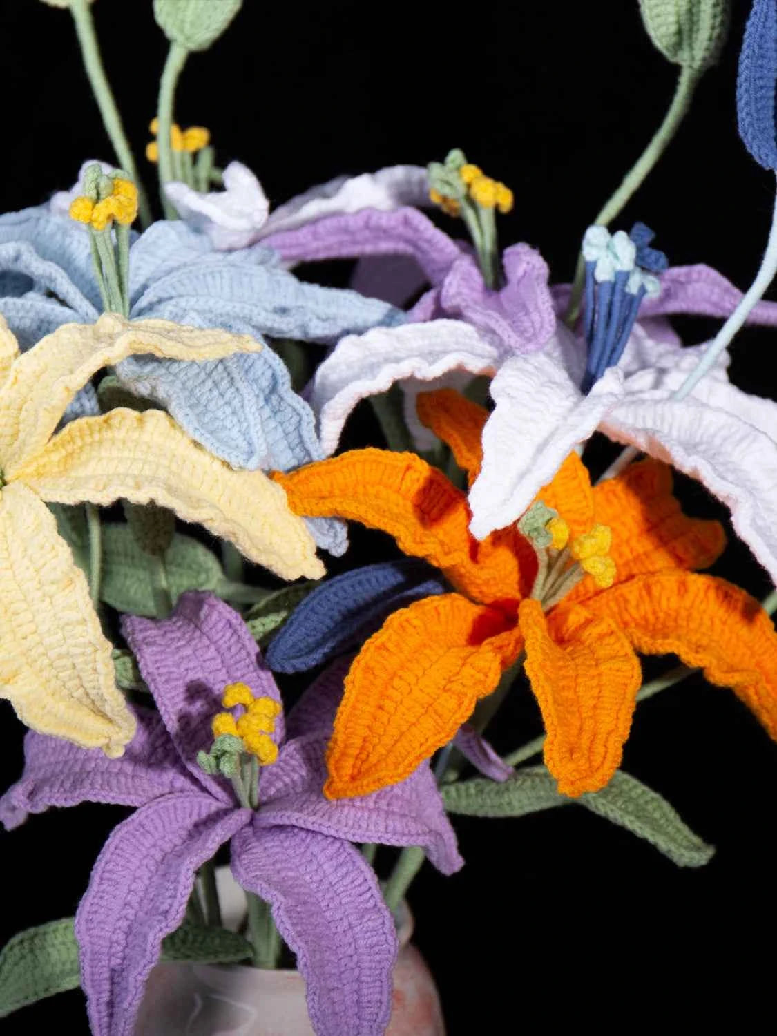 Perfume Lily Crochet Kit – DIY Floral Yarn Craft Kit